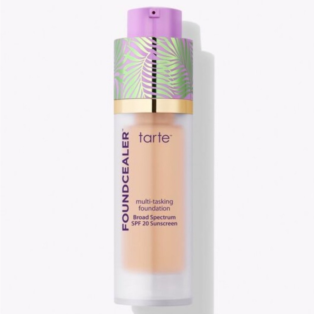 Tarte Babassu Foundcealer Foundation NWT in #16S Fair Light Sand